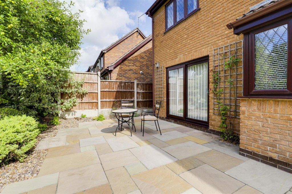 Hallfields, Edwalton, Nottinghamshire, NG12 4AA