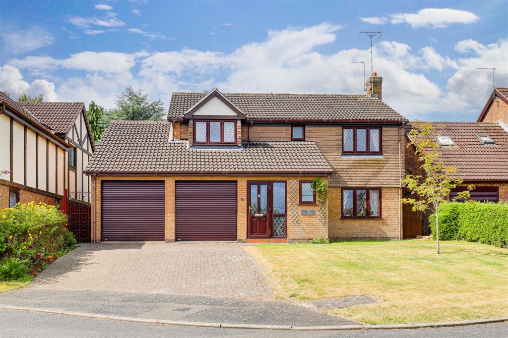 Hallfields, Edwalton, Nottinghamshire, NG12 4AA