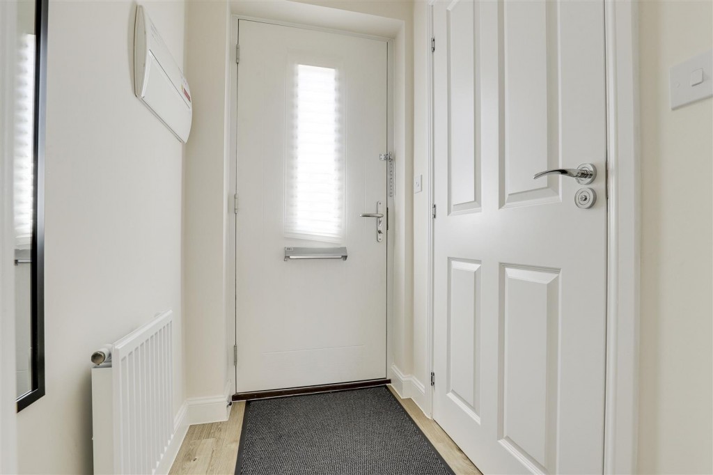 Wheatstone Gardens, Beeston, Nottinghamshire, NG9 1PH