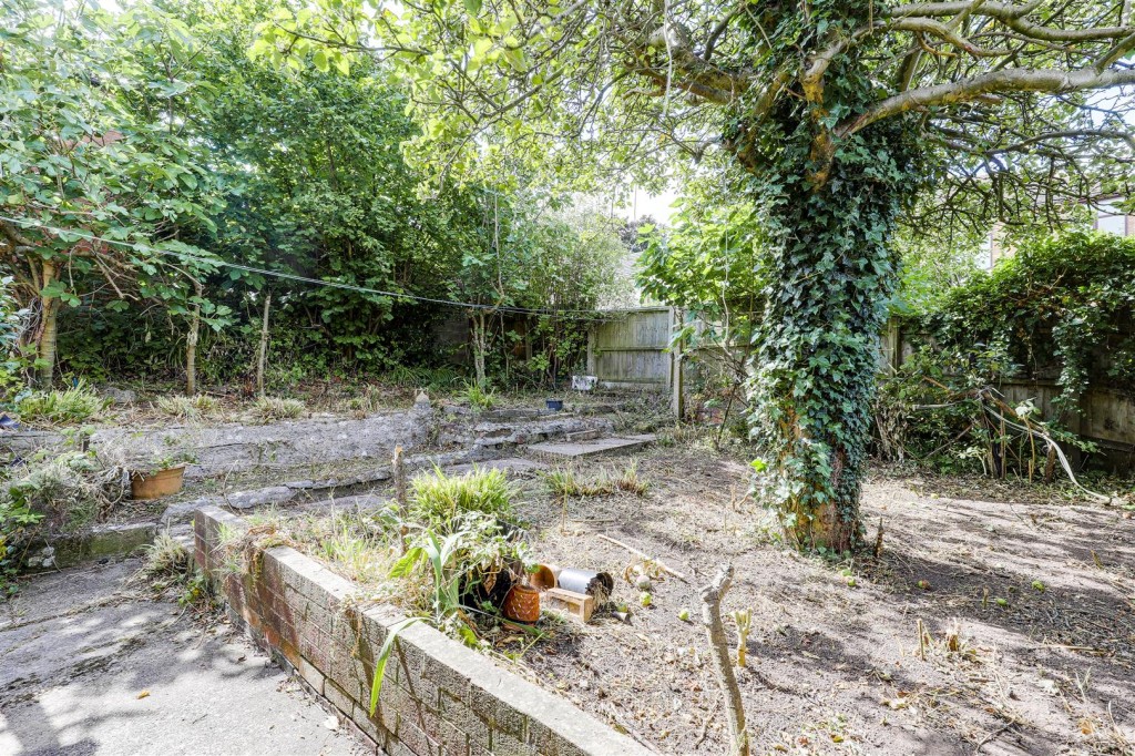 Clipstone Avenue, Mapperley, Nottinghamshire, NG3 5JZ
