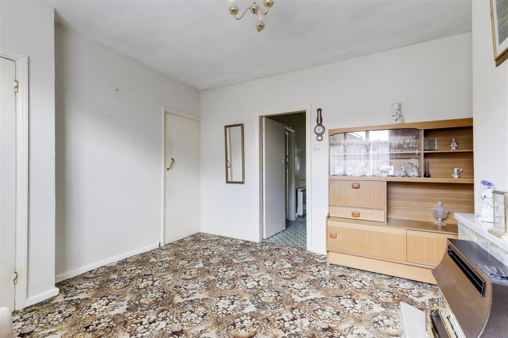 Clipstone Avenue, Mapperley, Nottinghamshire, NG3 5JZ