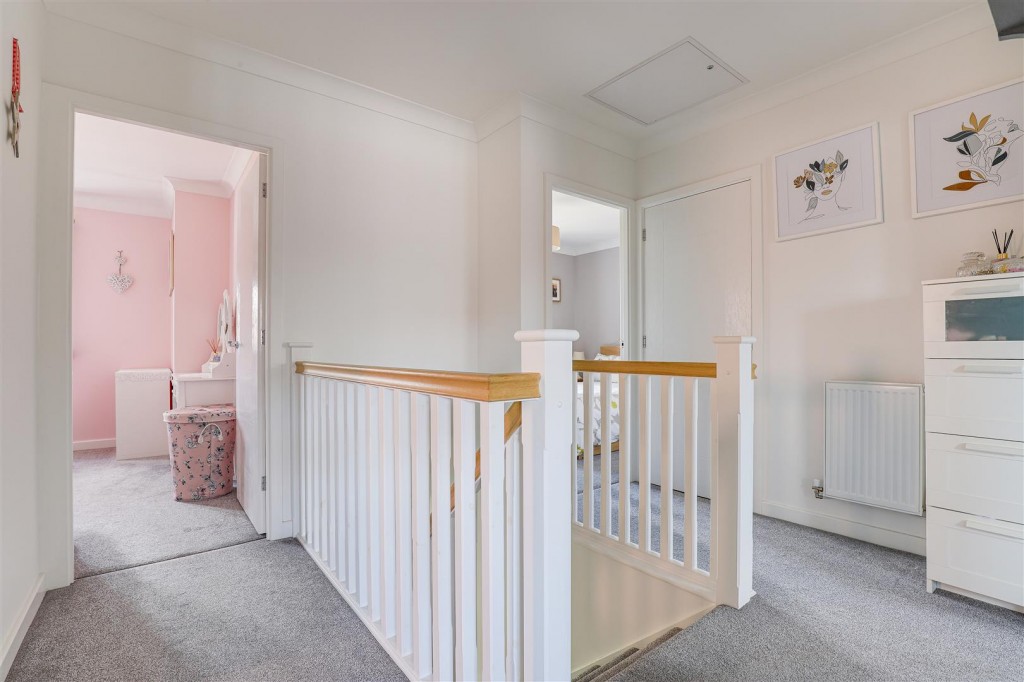 Astill Close, Keyworth, Nottinghamshire, NG12 5SG
