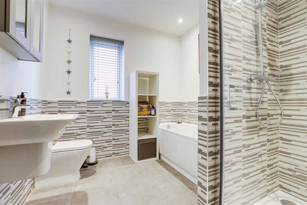 Astill Close, Keyworth, Nottinghamshire, NG12 5SG