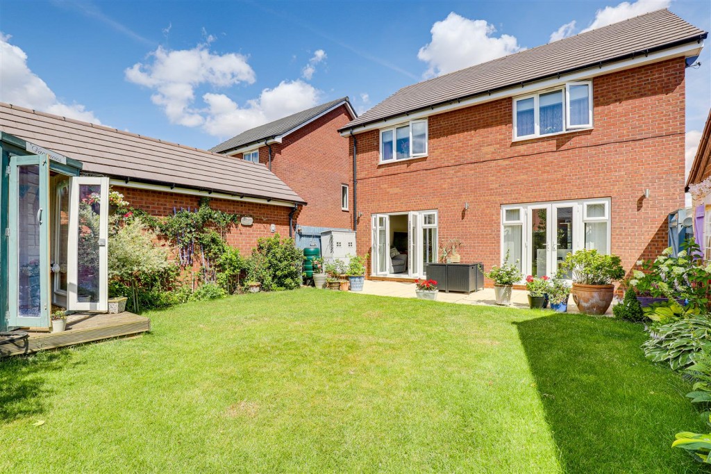 Astill Close, Keyworth, Nottinghamshire, NG12 5SG