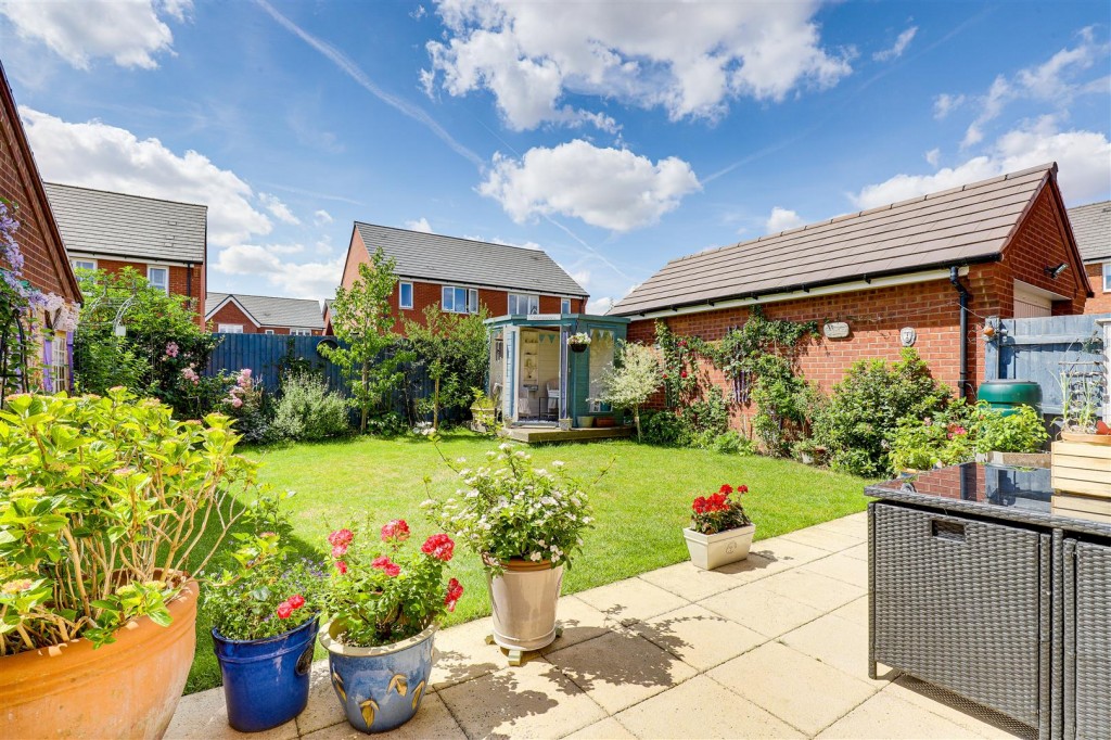 Astill Close, Keyworth, Nottinghamshire, NG12 5SG