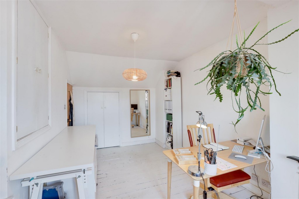 Wesley Grove, Carrington, Nottinghamshire, NG5 2BL