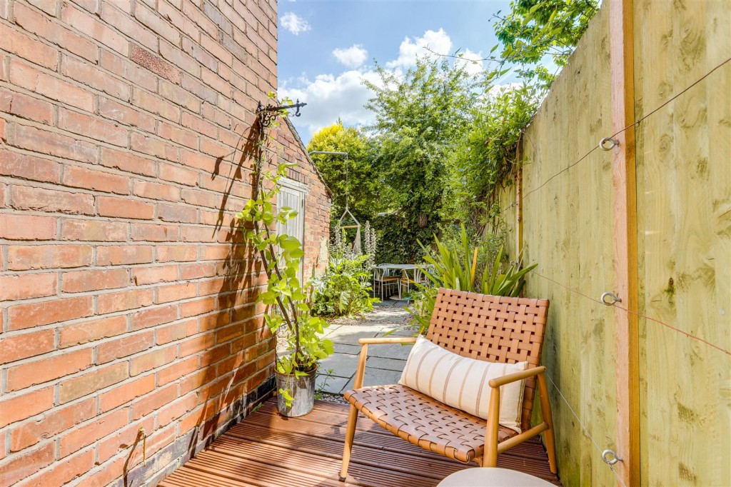 Wesley Grove, Carrington, Nottinghamshire, NG5 2BL