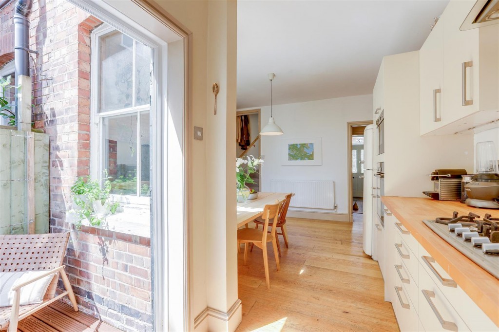 Wesley Grove, Carrington, Nottinghamshire, NG5 2BL