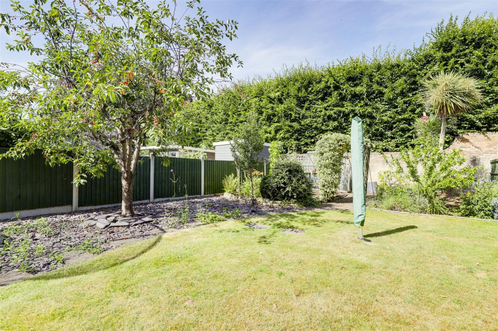 Main Road, Wilford, Nottinghamshire, NG11 7AA