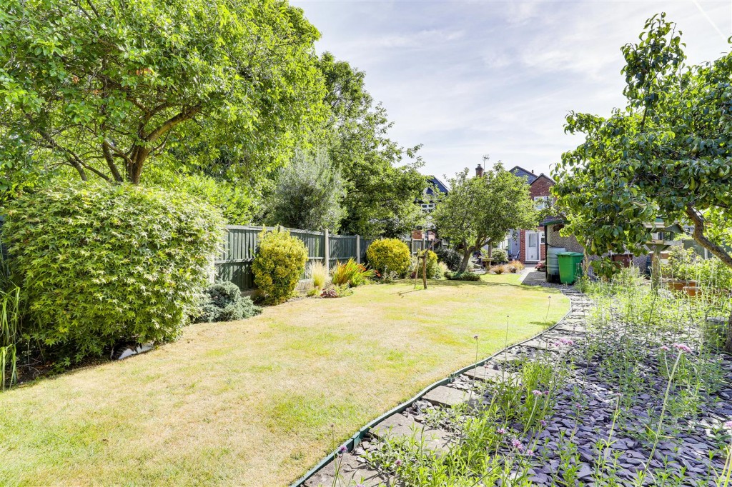 Main Road, Wilford, Nottinghamshire, NG11 7AA