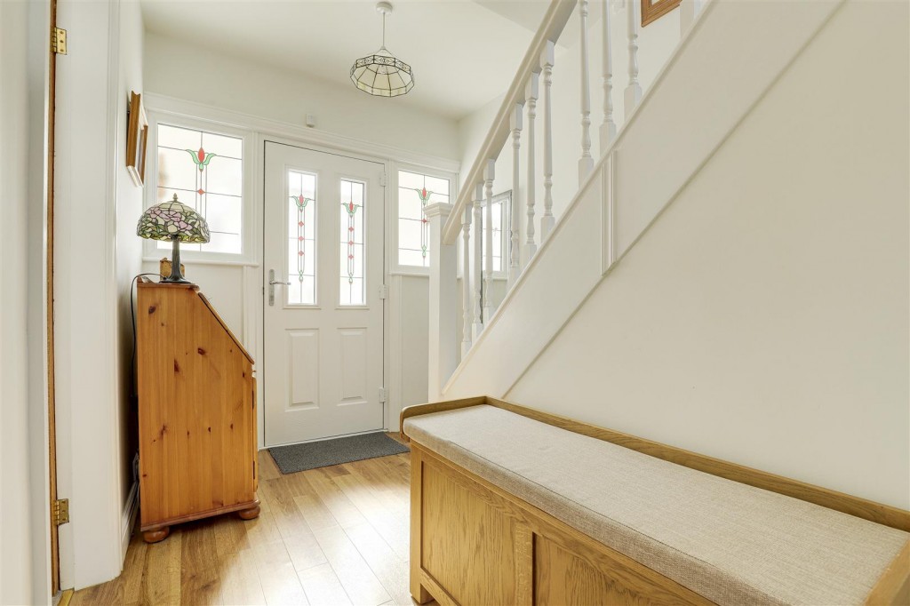 Main Road, Wilford, Nottinghamshire, NG11 7AA