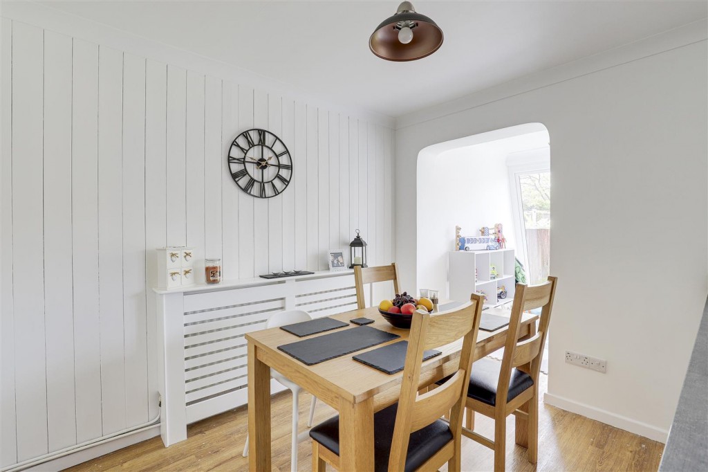 Garfield Avenue, Draycott, Derbyshire, DE72 3NP
