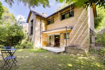Tavistock Avenue, Mapperley Park, Nottinghamshire, NG3 5BD