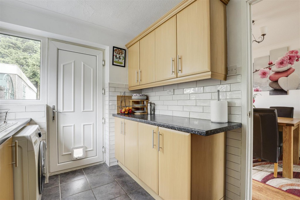 Tavern Avenue, Broxtowe, Nottinghamshire, NG8 5EE