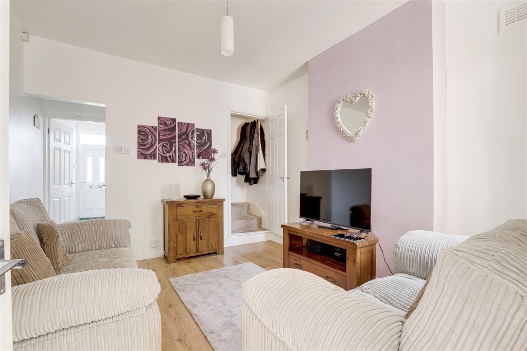 Dale Road, Carlton, Nottinghamshire, NG4 1GT