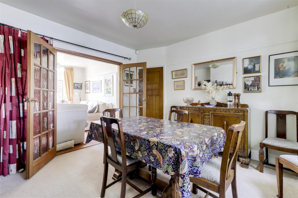Wadham Road, Woodthorpe, Nottinghamshire, NG5 4JB