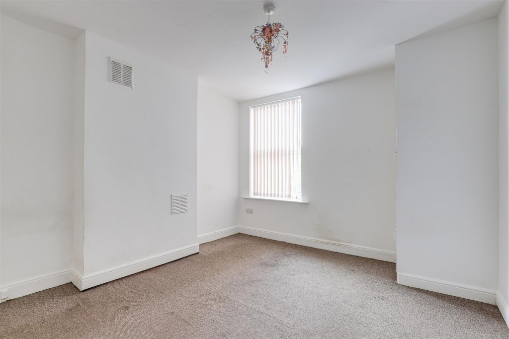 Bradgate Road, Forest Fields, Nottinghamshire, NG7 6HJ