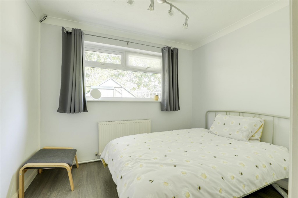 Grazingfield, Silverdale, Nottinghamshire, NG11 7FN