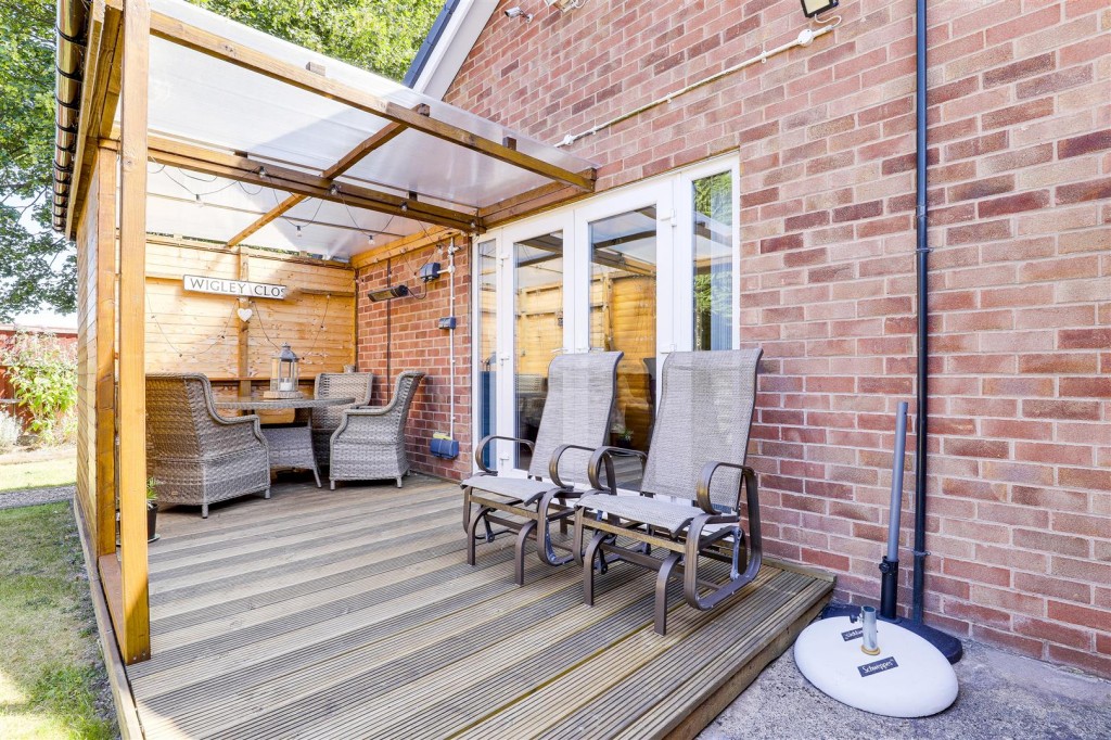 Grazingfield, Silverdale, Nottinghamshire, NG11 7FN