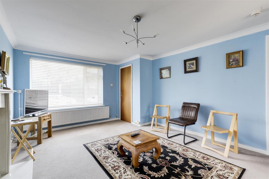 Wensleydale Close, Nottingham, Nottinghamshire, NG8 5FY