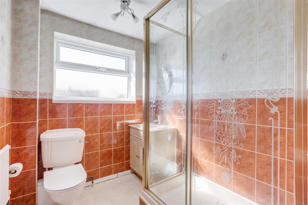 Babbacombe Way, Hucknall, Nottinghamshire, NG15 6NW