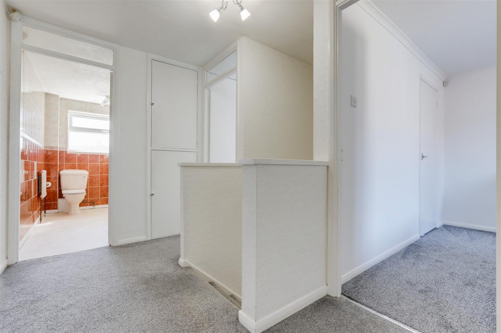 Babbacombe Way, Hucknall, Nottinghamshire, NG15 6NW