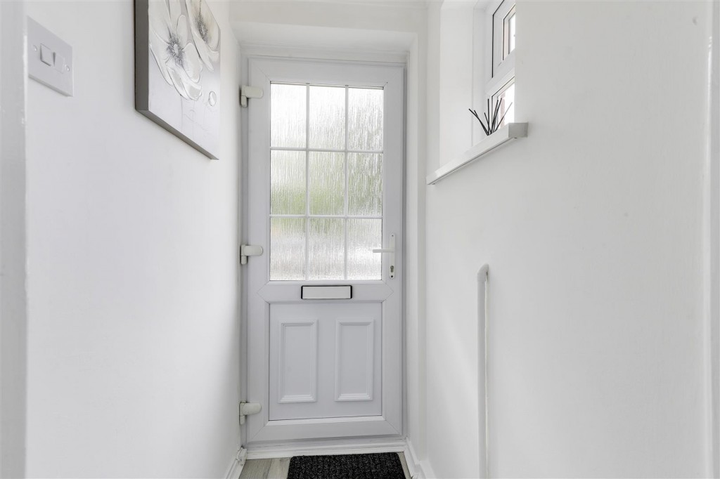 Larkspur Avenue, Redhill, Nottinghamshire, NG5 8JU