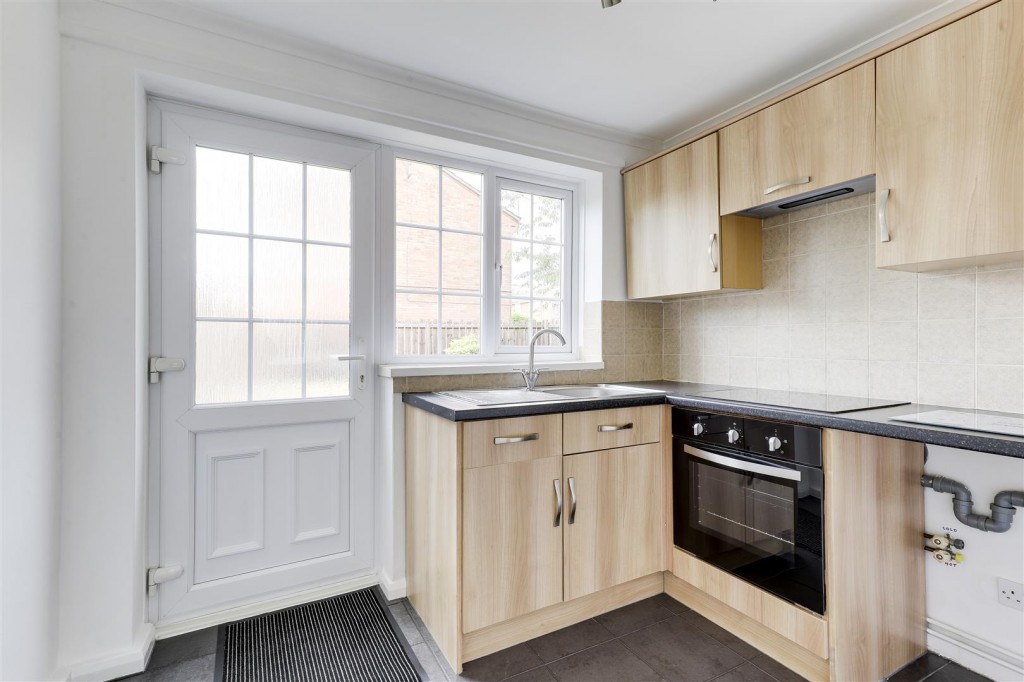 Larkspur Avenue, Redhill, Nottinghamshire, NG5 8JU