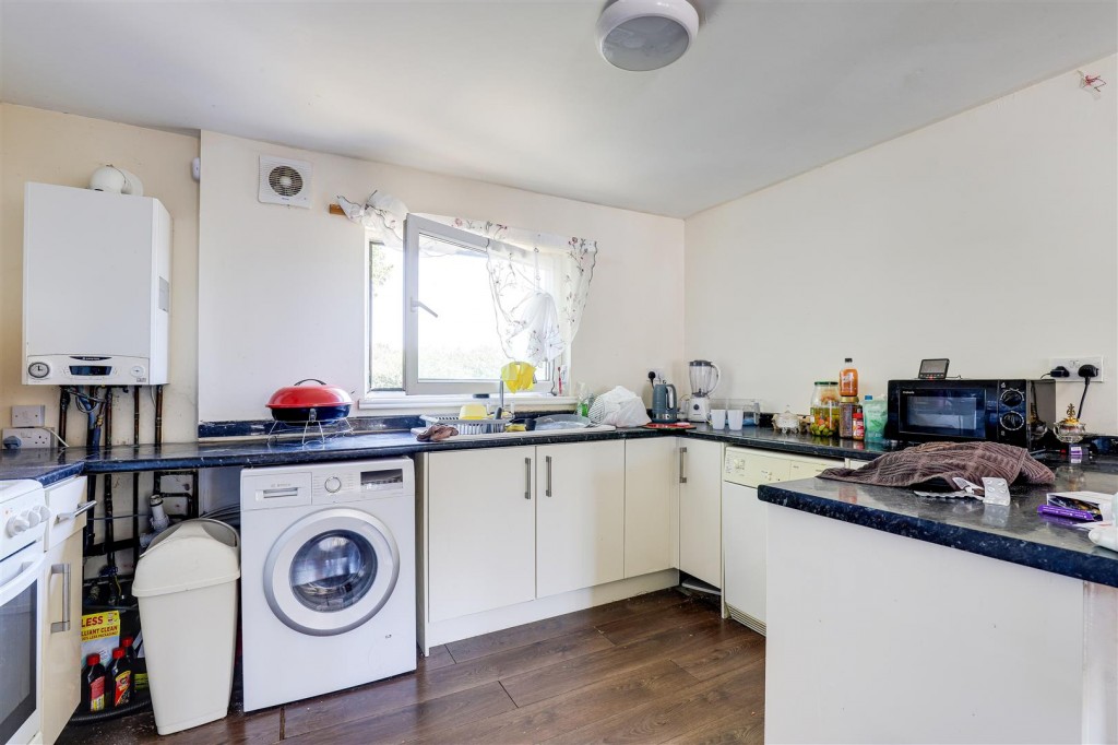 Wyton Close, Bestwood, Nottinghamshire, NG5 5GW