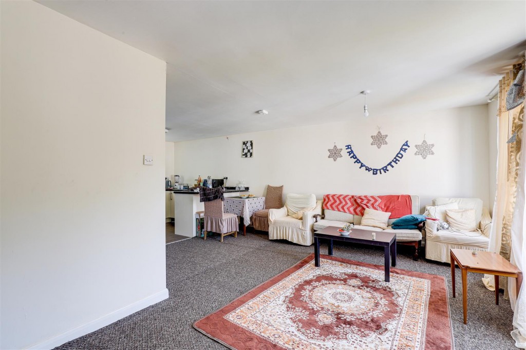 Wyton Close, Bestwood, Nottinghamshire, NG5 5GW