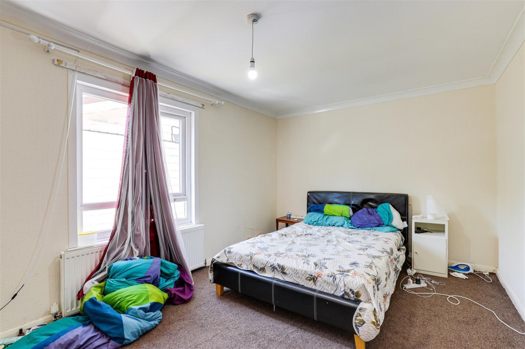 Wyton Close, Bestwood, Nottinghamshire, NG5 5GW