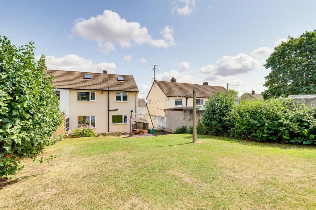 Kings Avenue, Gedling, Nottinghamshire, NG4 4ED