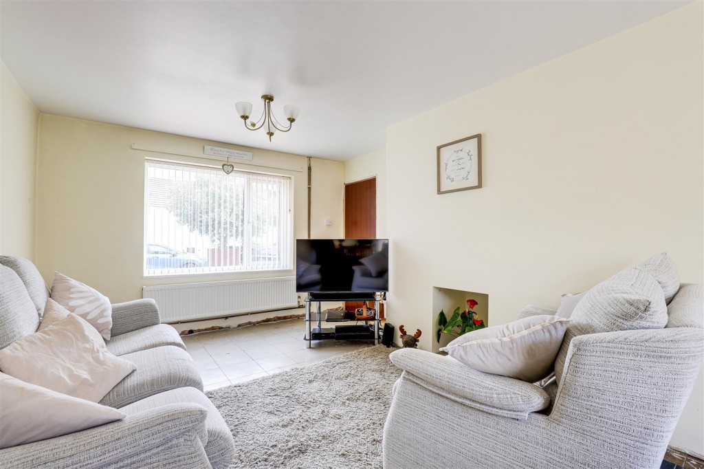 Kings Avenue, Gedling, Nottinghamshire, NG4 4ED
