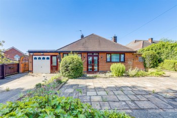 Longfield Lane, Ilkeston, Derbyshire, DE7 4DX