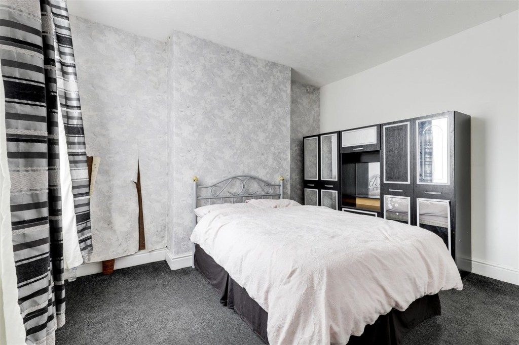 Regent Street, New Basford, Nottinghamshire, NG7 7BJ