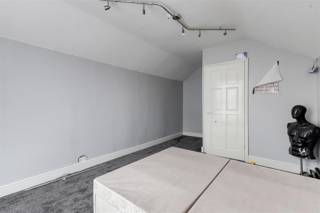 Regent Street, New Basford, Nottinghamshire, NG7 7BJ