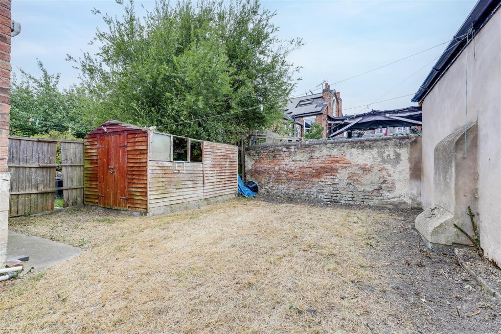 Regent Street, New Basford, Nottinghamshire, NG7 7BJ