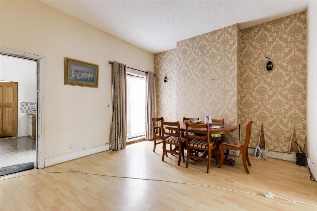 Regent Street, New Basford, Nottinghamshire, NG7 7BJ