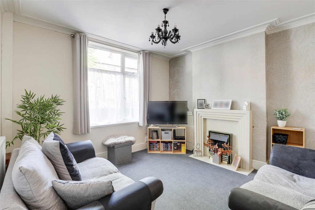 Millfield Road, Ilkeston, Derbyshire, DE7 5DL