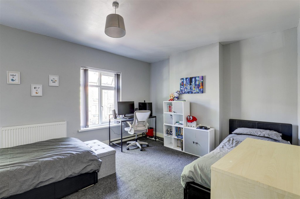 Millfield Road, Ilkeston, Derbyshire, DE7 5DL