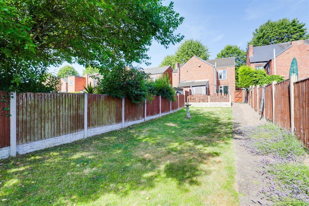 Millfield Road, Ilkeston, Derbyshire, DE7 5DL
