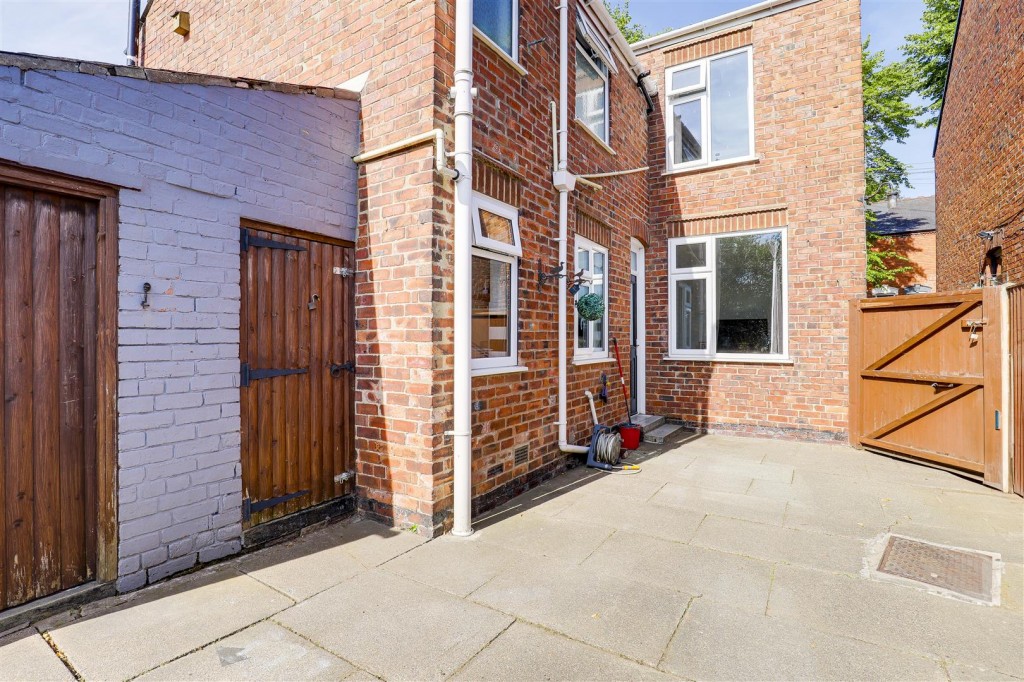 Millfield Road, Ilkeston, Derbyshire, DE7 5DL