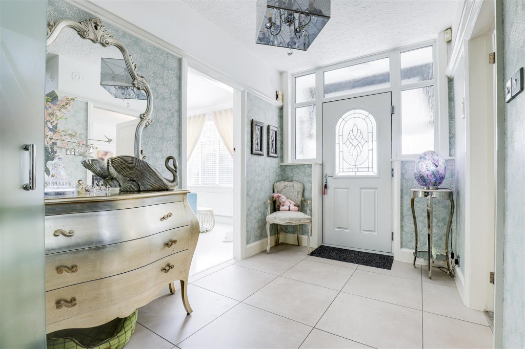 Westdale Lane, Mapperley, Nottinghamshire, NG3 6ES