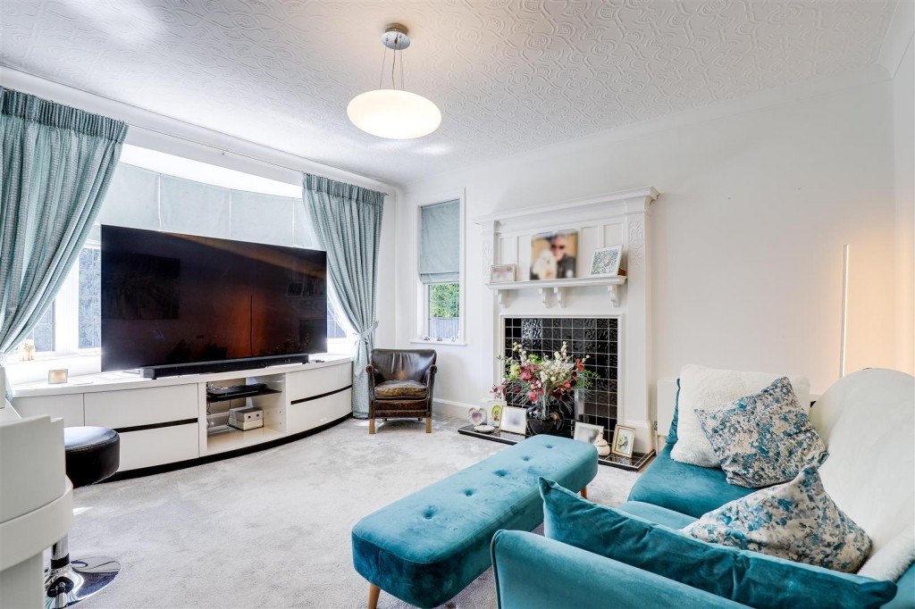 Westdale Lane, Mapperley, Nottinghamshire, NG3 6ES