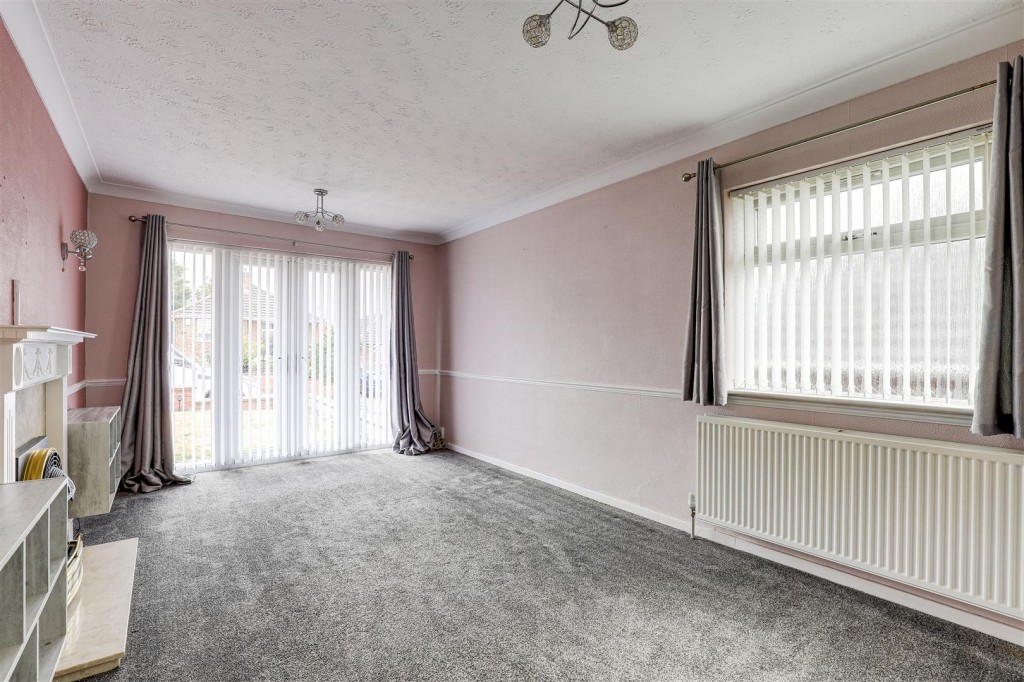 Belper Avenue, Carlton, Nottinghamshire, NG4 3SE