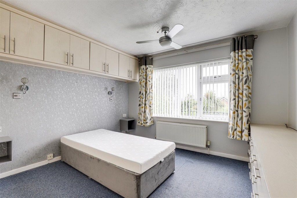 Belper Avenue, Carlton, Nottinghamshire, NG4 3SE