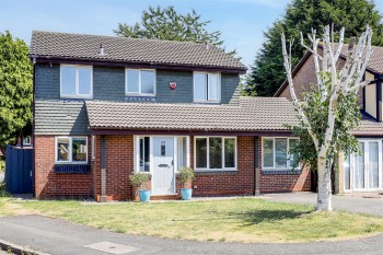 Grace Drive, Nottingham, Nottinghamshire, NG8 5AG