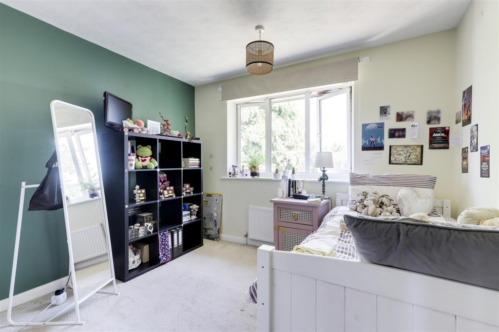 Grace Drive, Nottingham, Nottinghamshire, NG8 5AG