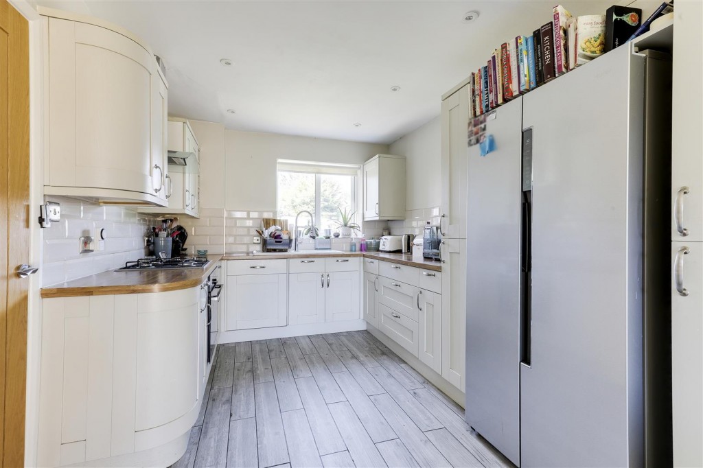 Grace Drive, Nottingham, Nottinghamshire, NG8 5AG