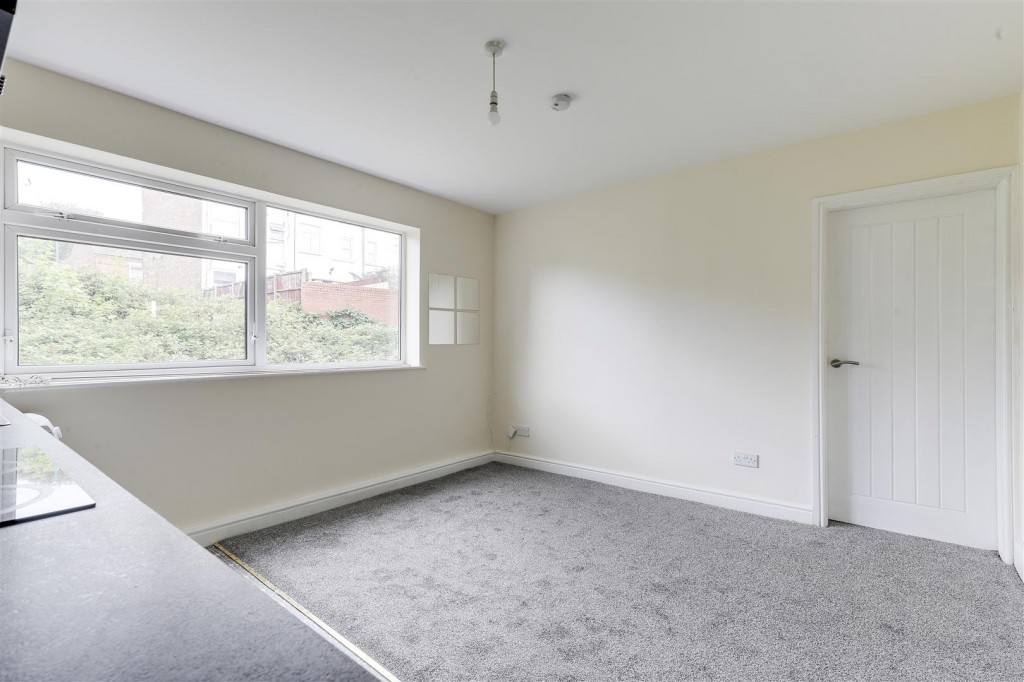 Milford Court, Daybrook, Nottingham, NG5 6AQ